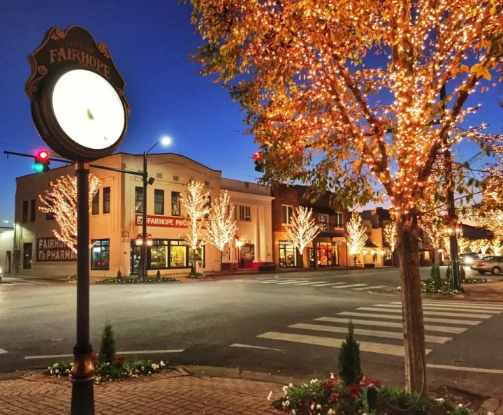 5 Best Small Tourist Towns in Alabama